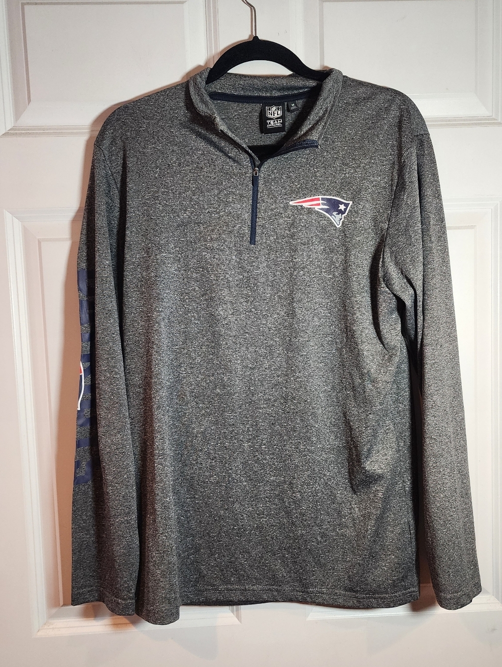 NFL Apparel Gray Patriots Long Sleeve Active Top Medium
